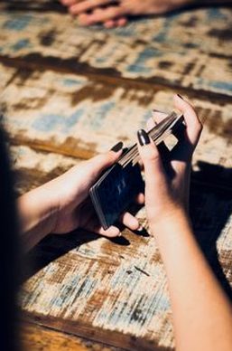 xì tố trực tuyến Kubet